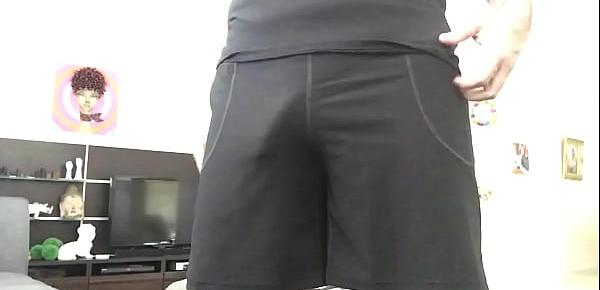  Showing off my bulge